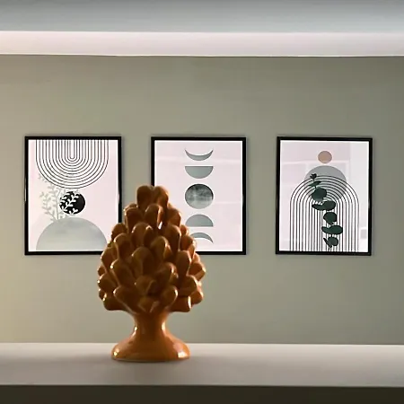 Emma Courtyard アパート